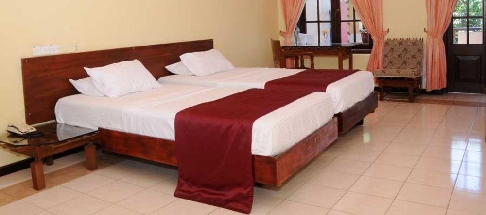 Welcombe Hotel Trincomalee Eksteriør billede