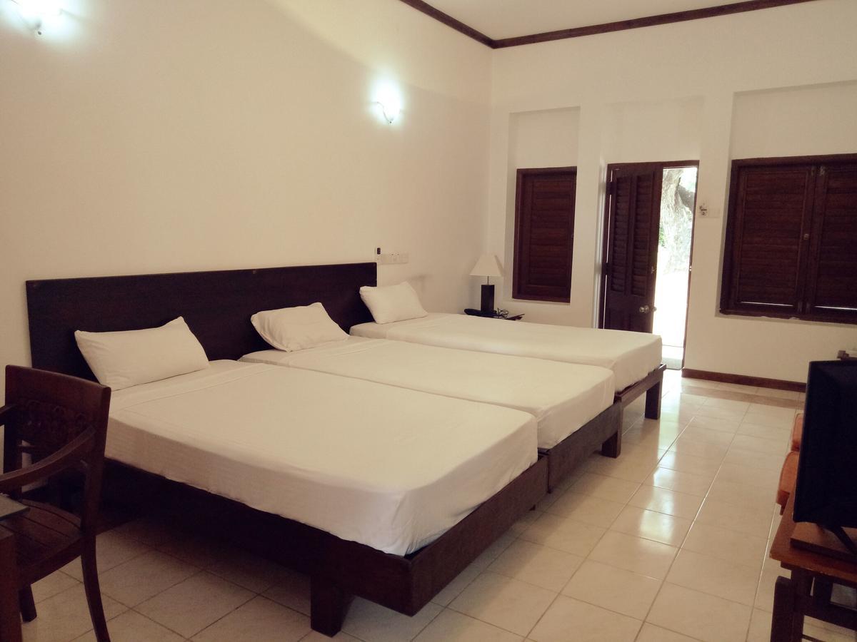 Welcombe Hotel Trincomalee Eksteriør billede